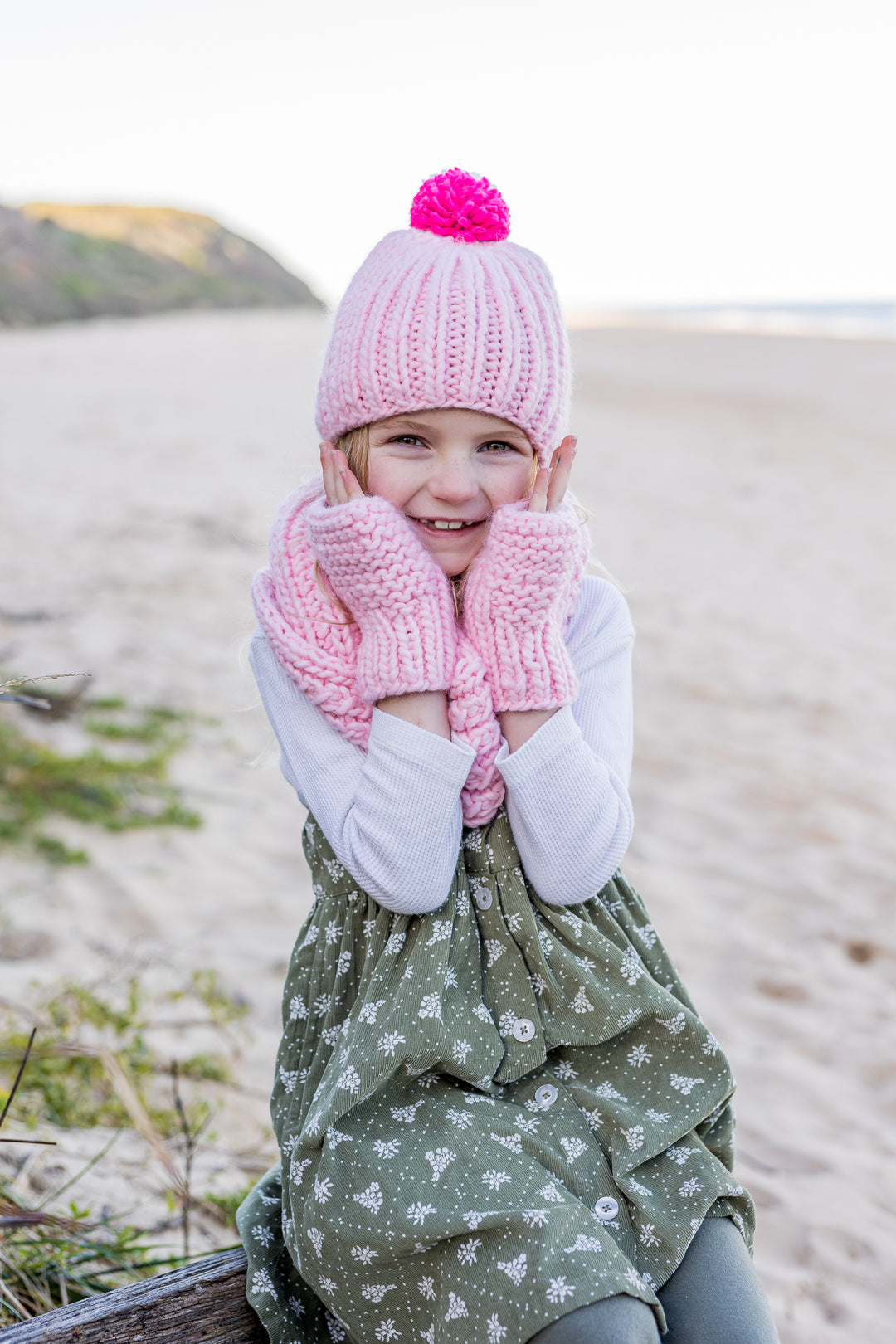 Acorn Journey Chunky Beanie - Pink