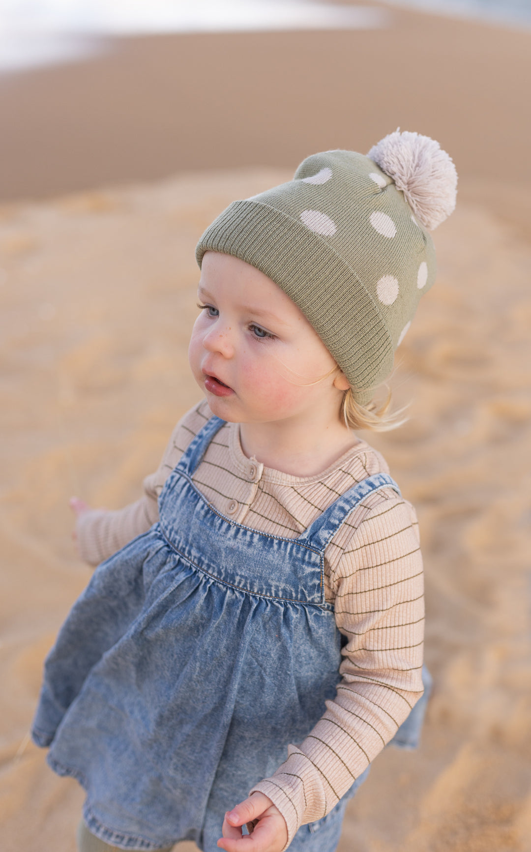 Acorn Raindrops Merino Beanie - Sage