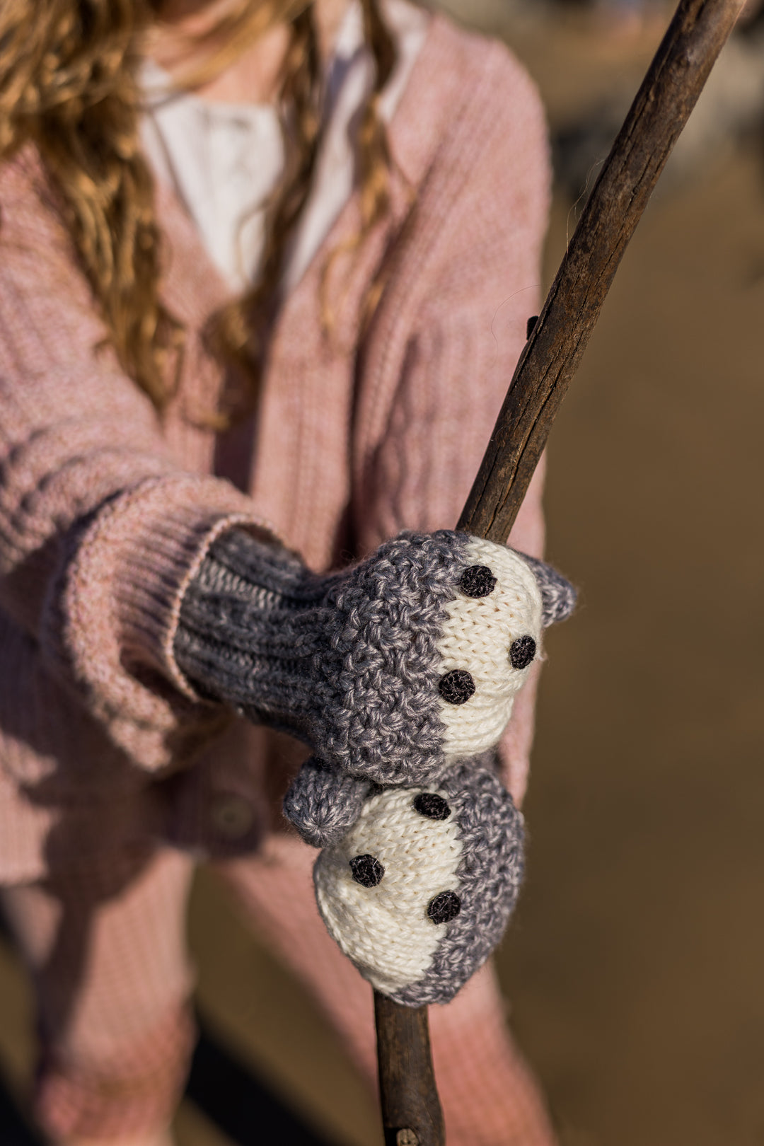 Acorn Bear Face Mittens - Grey