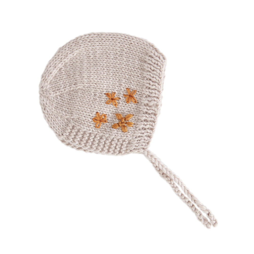 Acorn Flowers Bonnet - Oatmeal