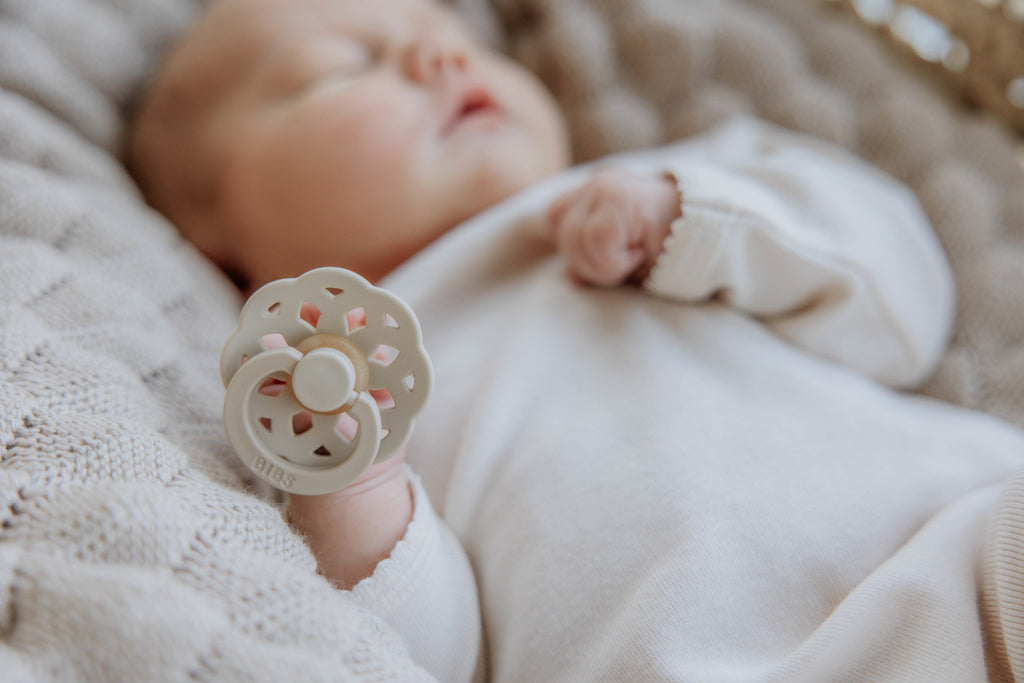 Boheme Pacifier 2 Pack - Vanilla/Peach