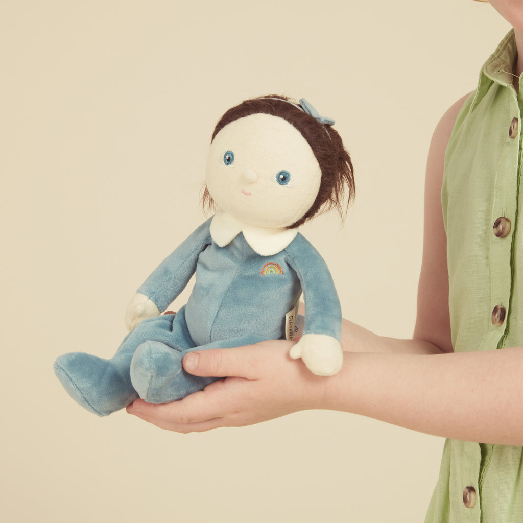 Dinky Dinkum - Betsy Blueberry