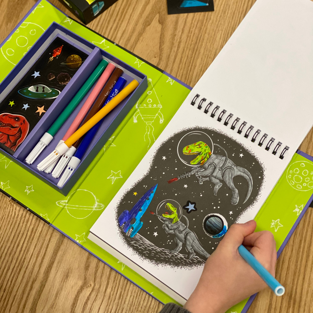 Colouring Set - Dinos In Space