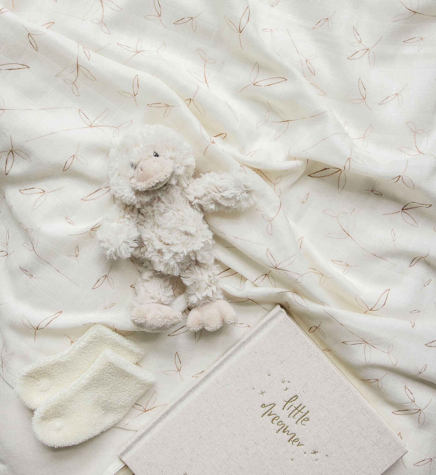 Emma Kate Co. Baby Swaddle Olive Branch Daisy and Hen