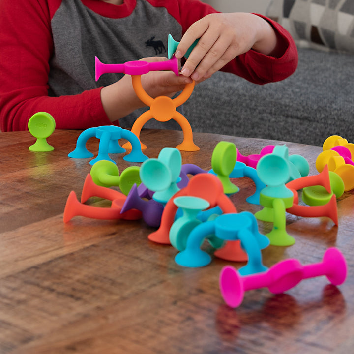 Fat Brain - Squigz 2.0 - 36 Piece Set