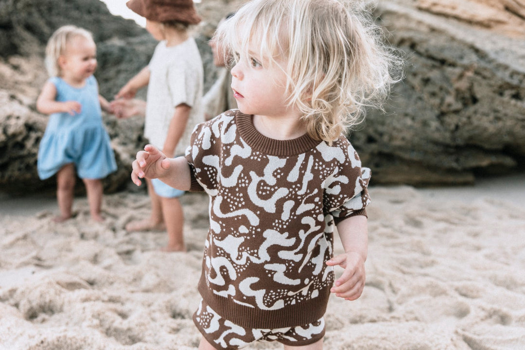 Grown Splash Pull Over - Chocolate