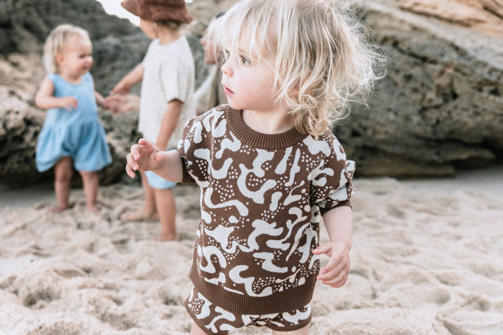 Grown Splash Pull Over - Chocolate