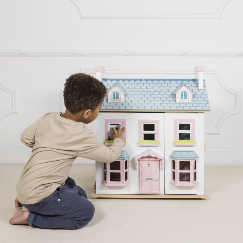 Daisylane Mayberry Manor Doll House