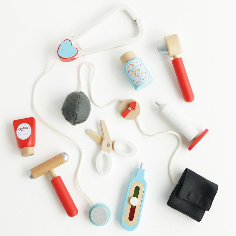 Wooden Doctor's Set with Bag