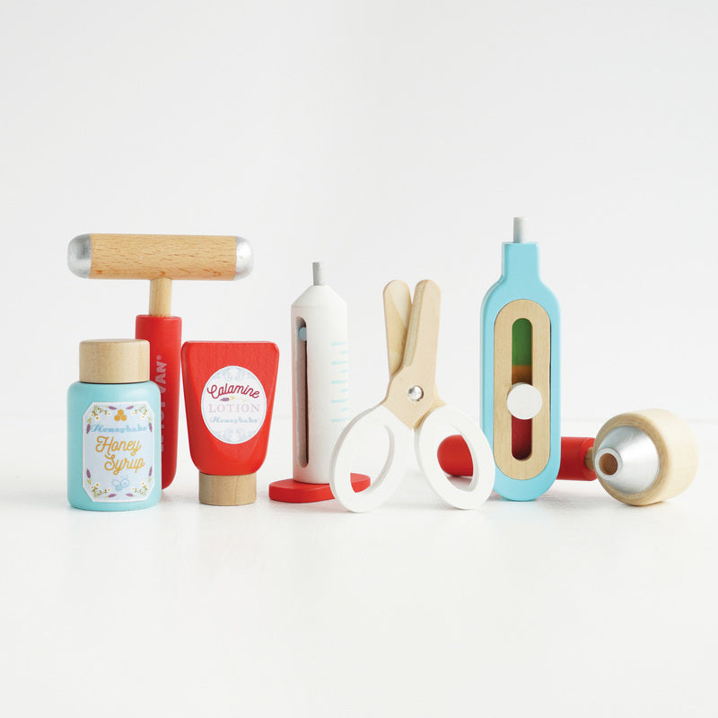 Wooden Doctor's Set with Bag