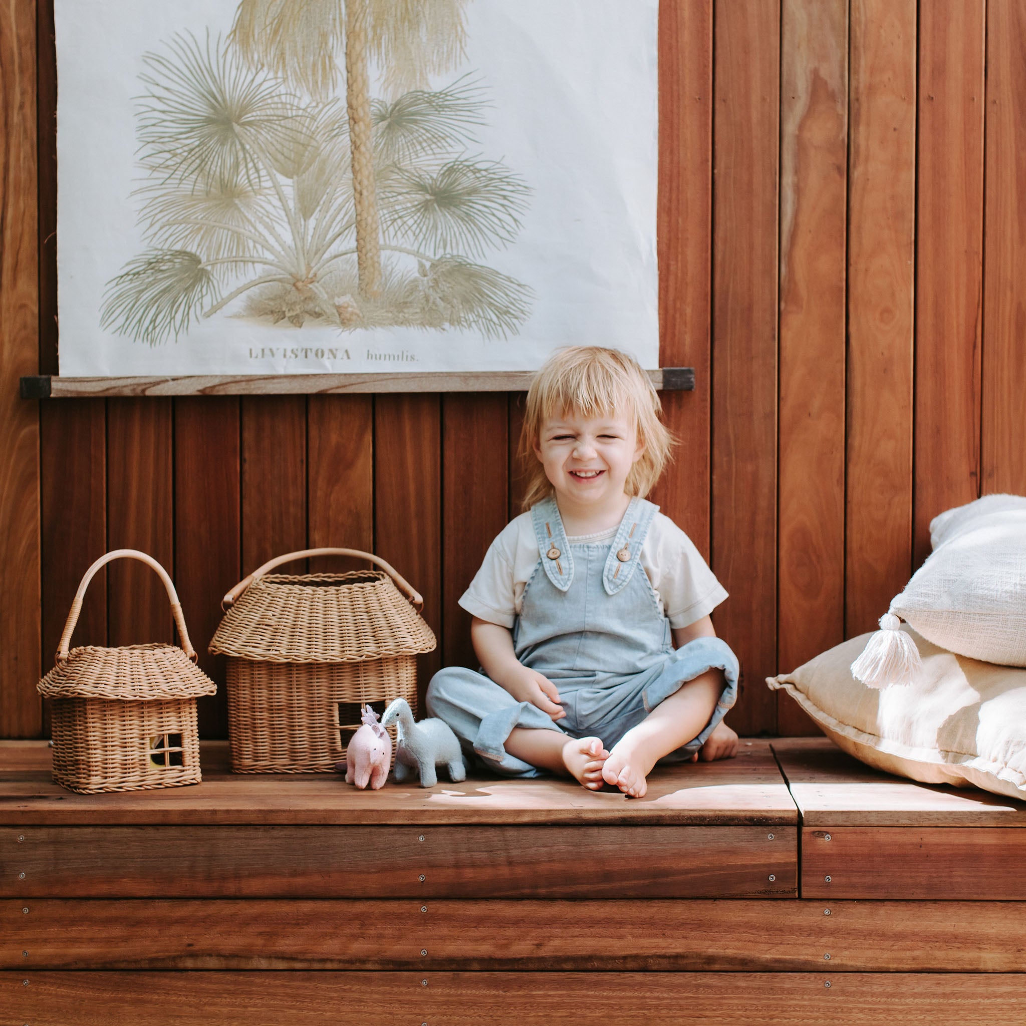 Rattan Hutch Basket - Small
