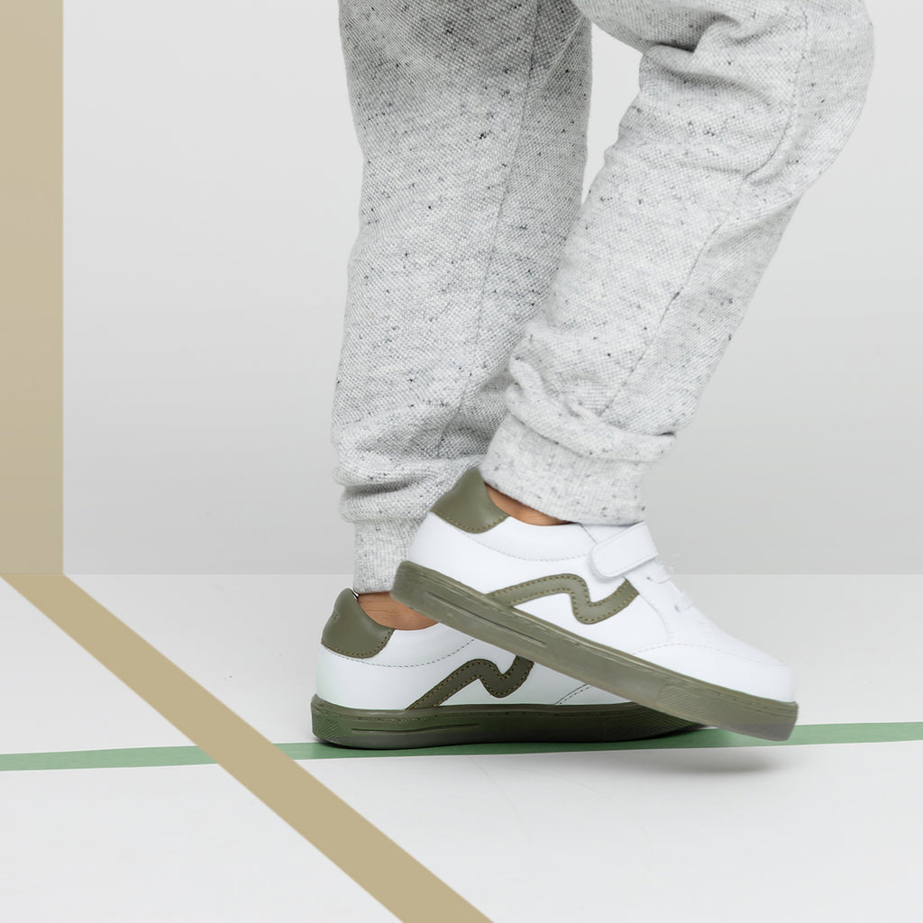 Pretty Brave XO Trainer - White/Khaki