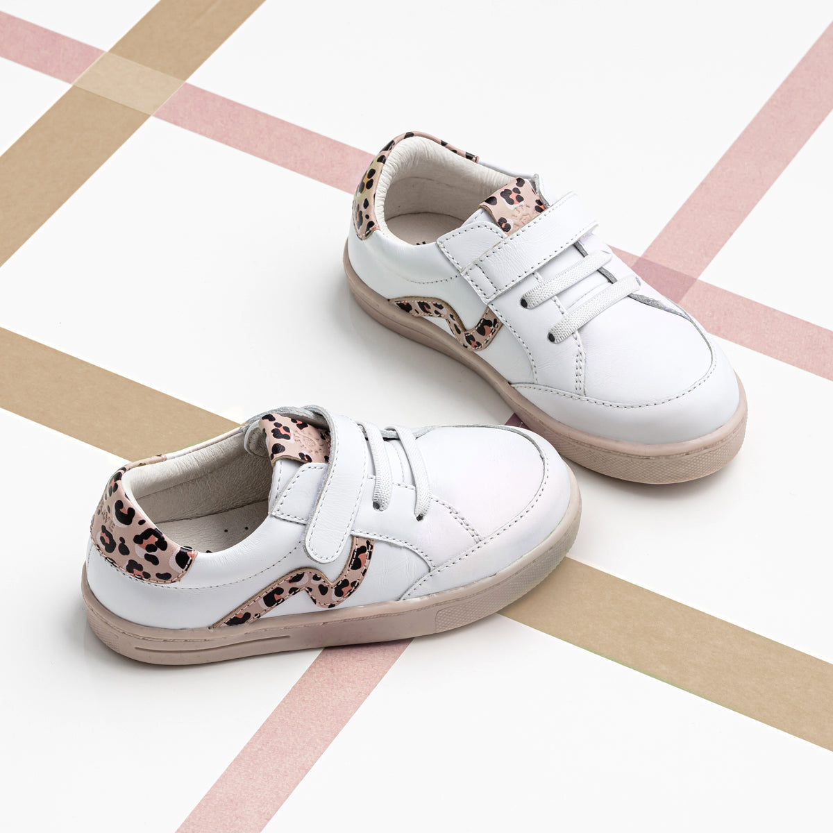 Pretty Brave XO Trainer - White/Blush