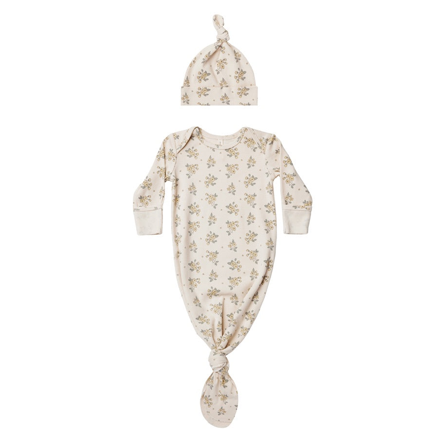Quincy Mae Knotted Baby Gown & Hat Set | Daisy Fields