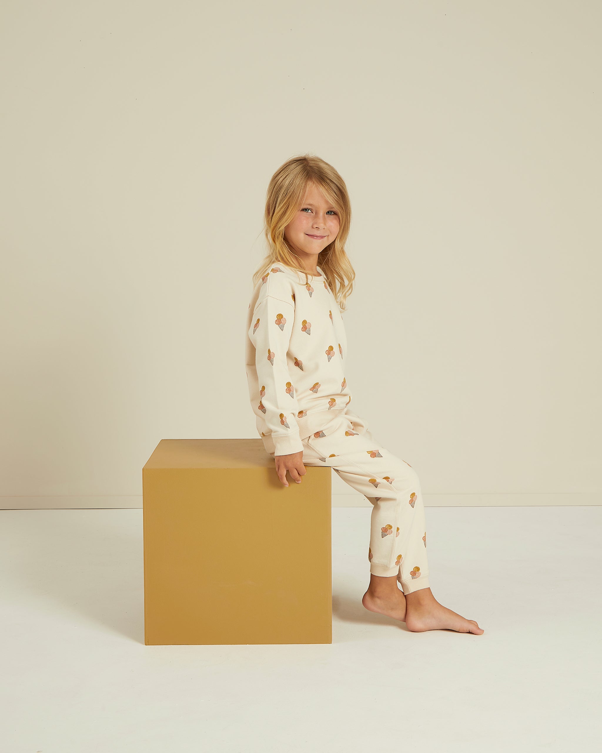 Rylee and cru ice cream top