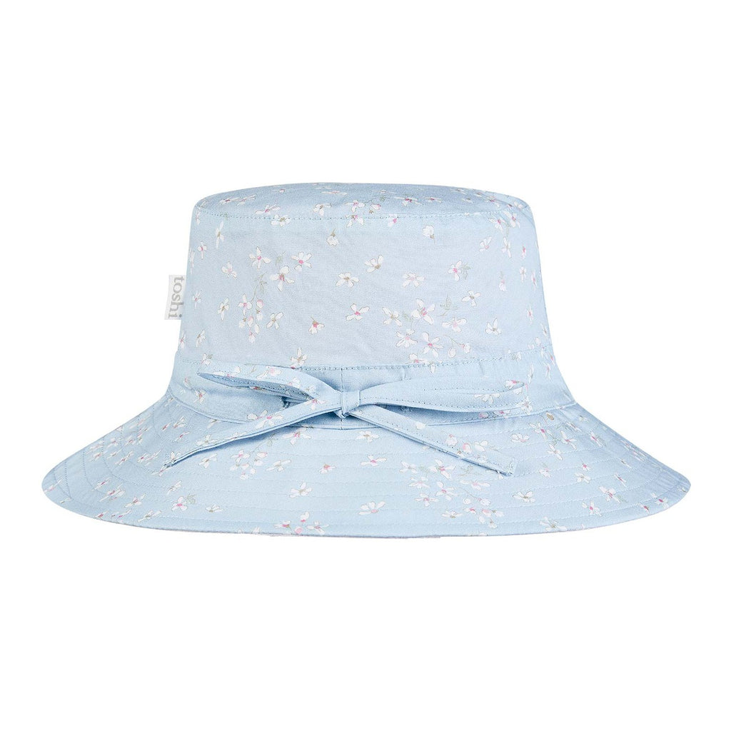 Toshi Sunhat Nina - Dusk