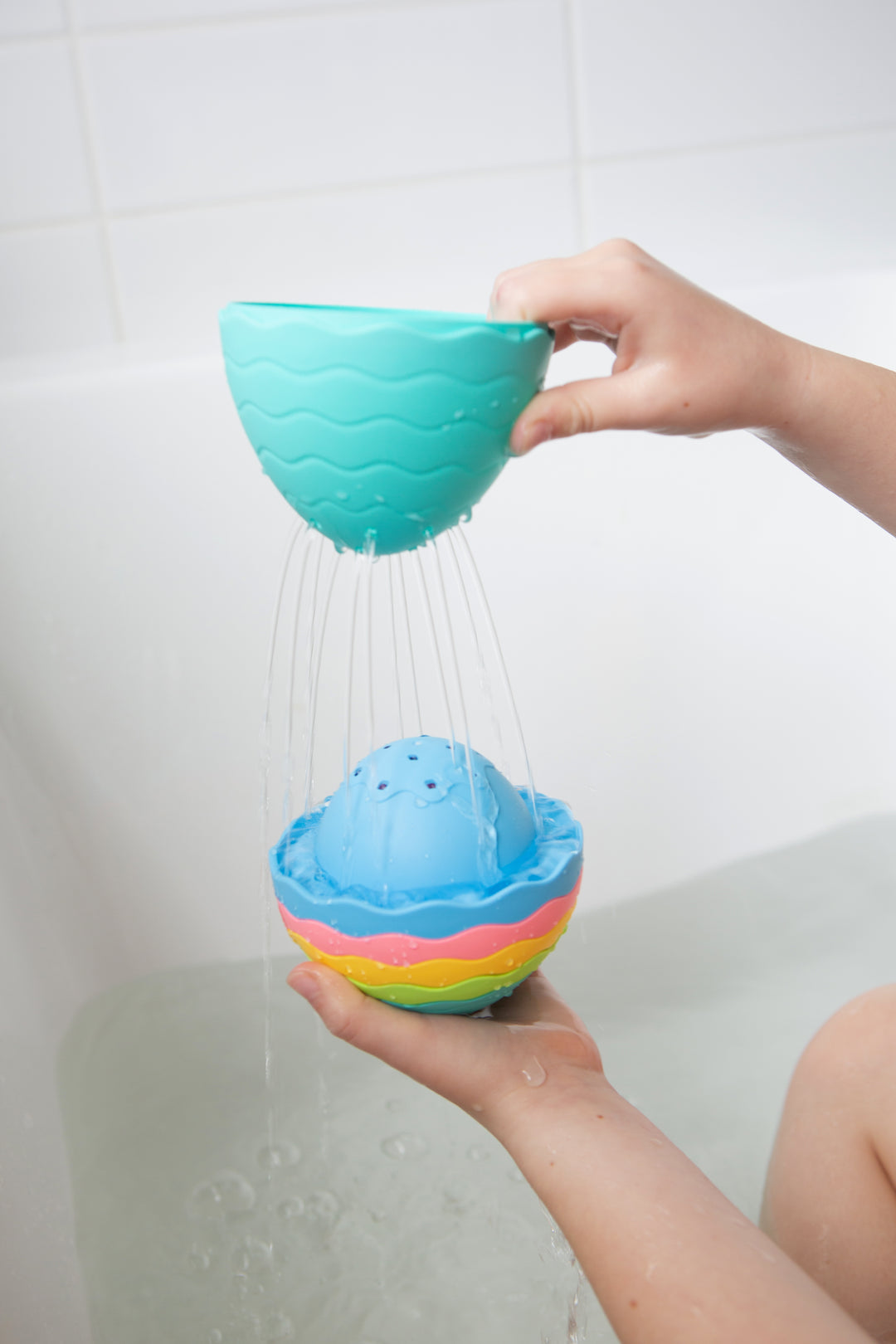 Stack and Pour - Bath Egg