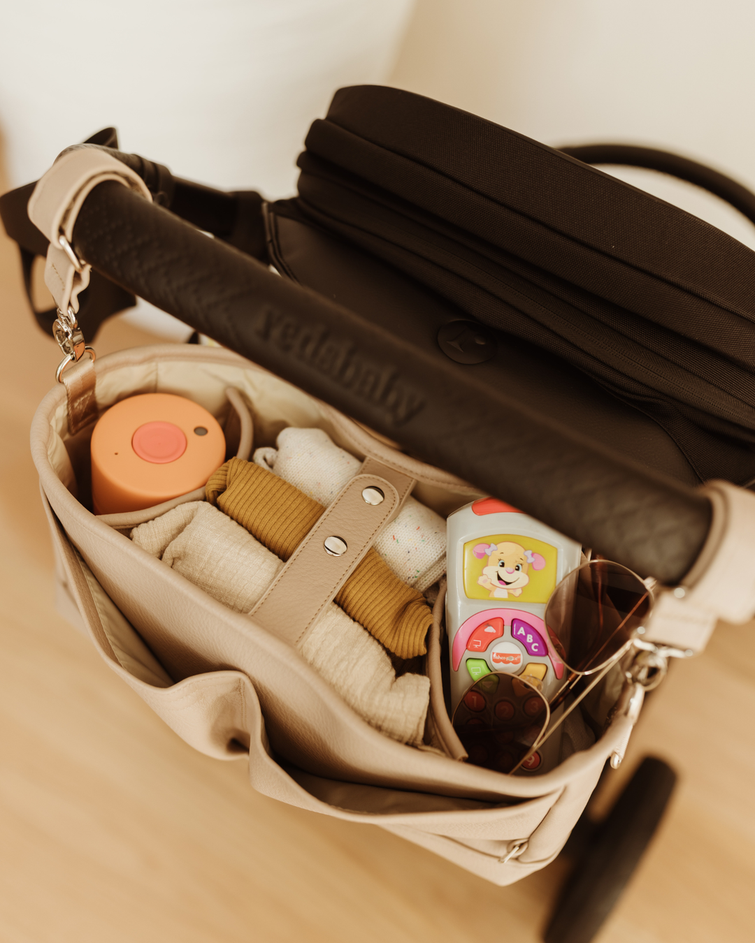 OiOi Stroller Organiser - Oat Dimple